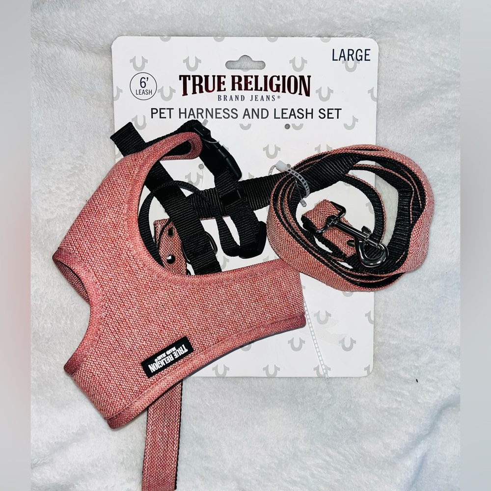 True Religion Dog Harness and Leash Set Large NWT!